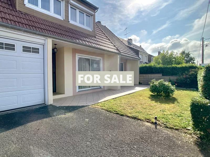Detached House with Garden