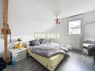 New Build Detached House with Garden