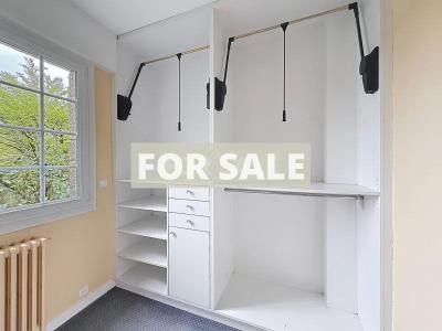 Detached Villa with Swimming Pool