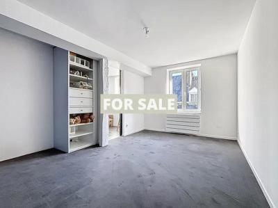 Traditiional House with Uber Contemporary Update