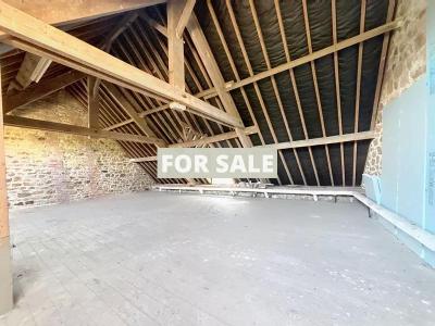 Detached House with Garden by the Coast