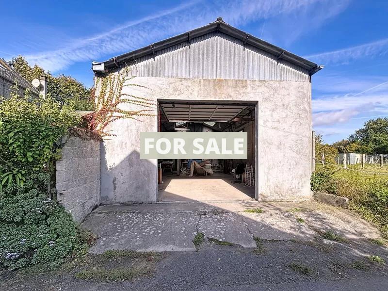 Detached House with Garden by the Coast