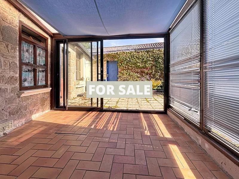 Detached House with Garden by the Coast