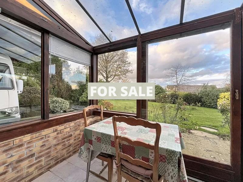 Detached Country House with Landscaped Garden