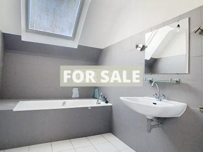 Building For Sale in Rural Village, Lots of Potential