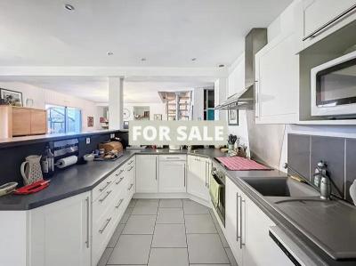 Detached Country House With Open Views and Outbuildings
