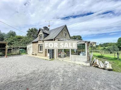 Detached Country House with Outbuilding