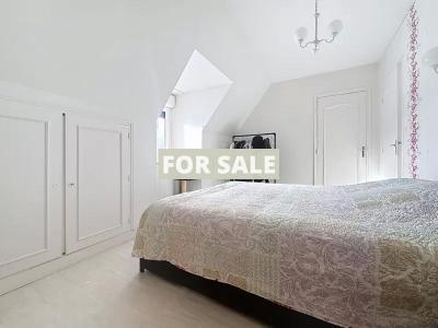 Detached Country House with Outbuildings