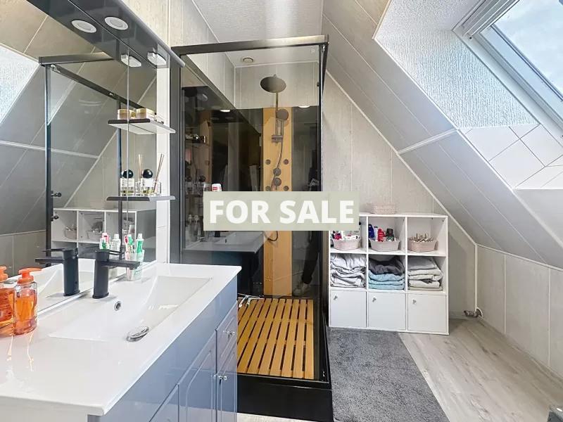 Detached Country House with Outbuildings