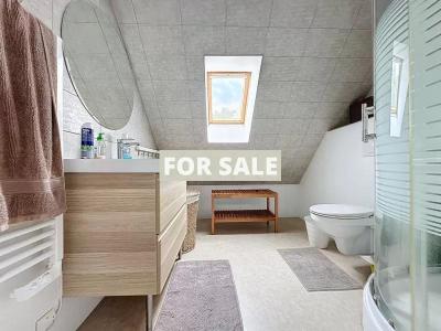 Detached Coastal House with Swimming Pool