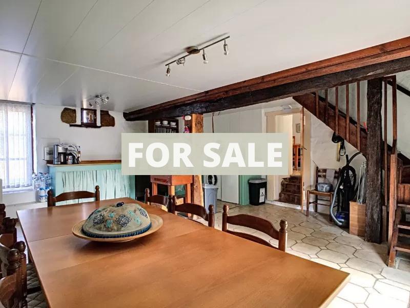 SLD02626 - Sold By Cle France