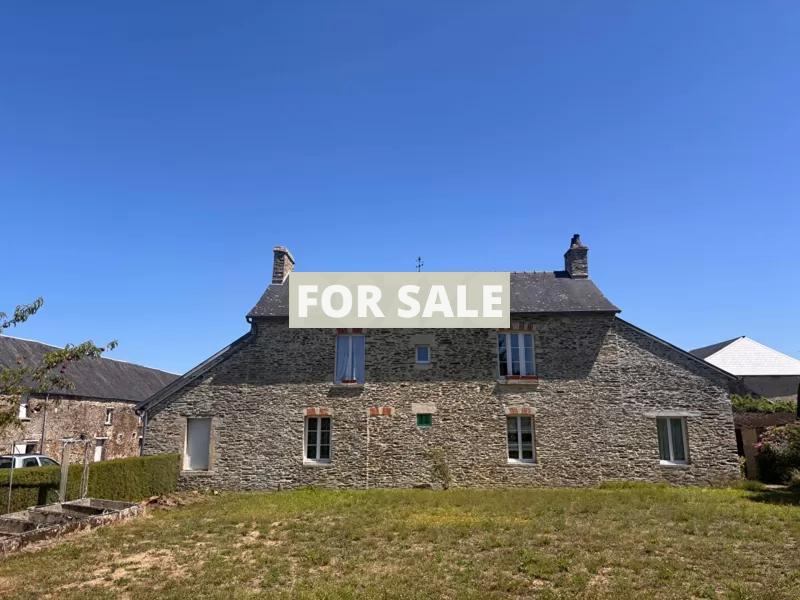 Detached Country House with Numerous Outbuilding
