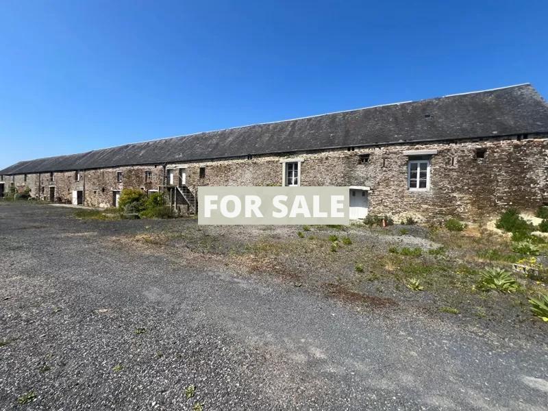 Detached Country House with Numerous Outbuilding