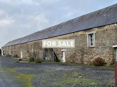 Detached Country House with Numerous Outbuilding
