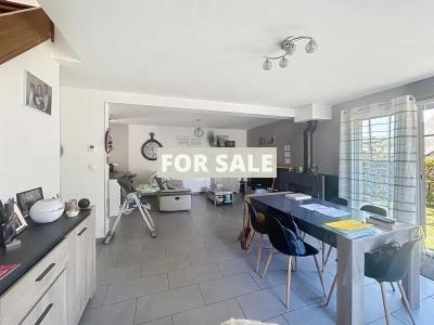 Detached House with Garden by the Coast