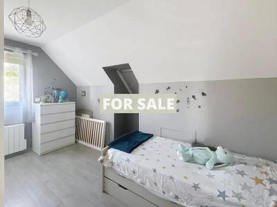 Detached House with Garden by the Coast