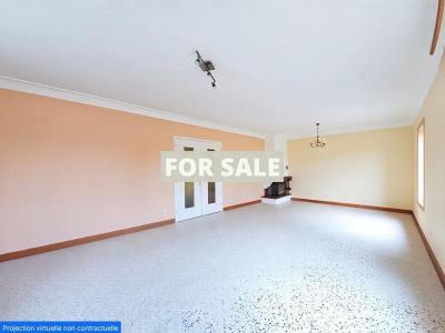 Detached House with Landscaped Garden