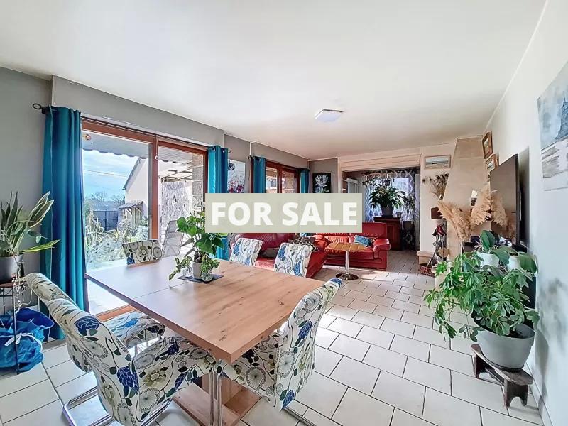 Detached House and Landscaped Garden and Open View