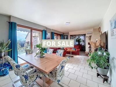 Detached House and Landscaped Garden and Open View