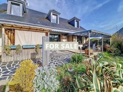 Detached House and Landscaped Garden and Open View