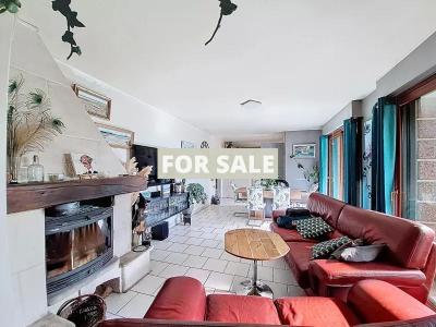 Detached House and Landscaped Garden and Open View