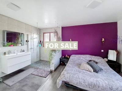 Detached House and Landscaped Garden and Open View