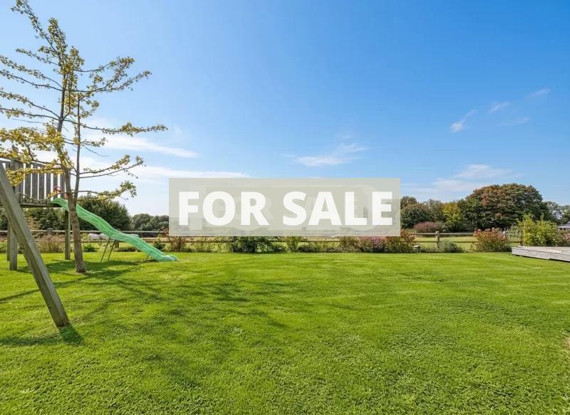 Detached Country House with Mont-St-Michel View