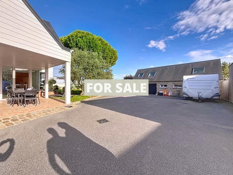 Contemporary Detached House by the Coast