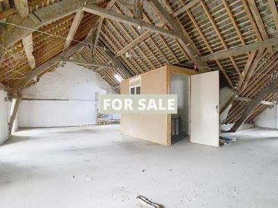 Town House in Excellent Order, Strong Potential