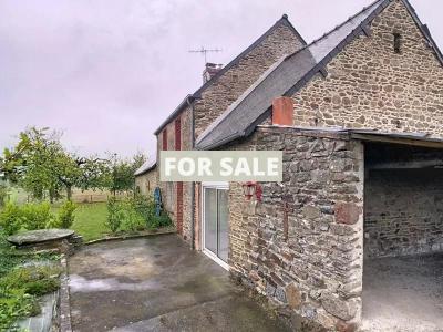 Detached Country House with Attached Outbuilding