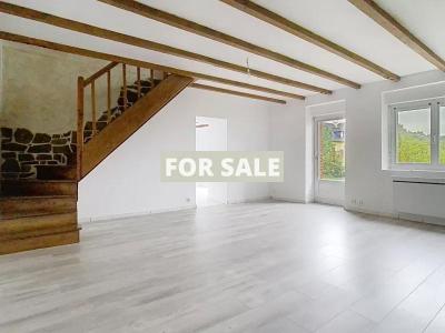 Detached Country House with Attached Outbuilding