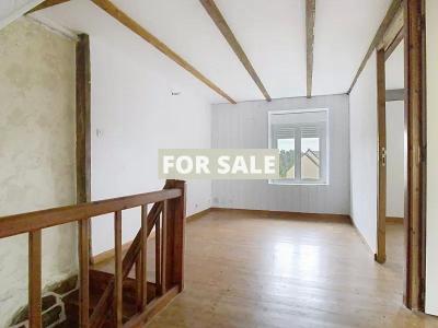 Detached Country House with Attached Outbuilding