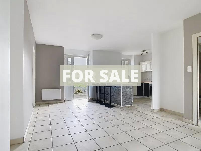 Detached Country House with Outbuildings