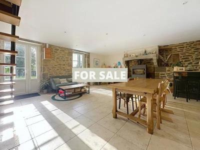 Detached Country House with Lovely Garden