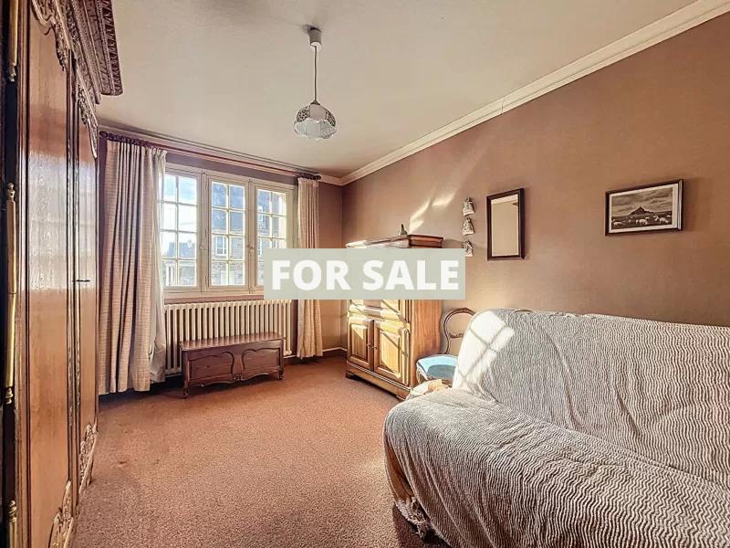 Detached House with Lovely Garden