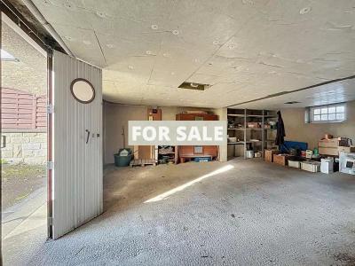 Detached House with Lovely Garden