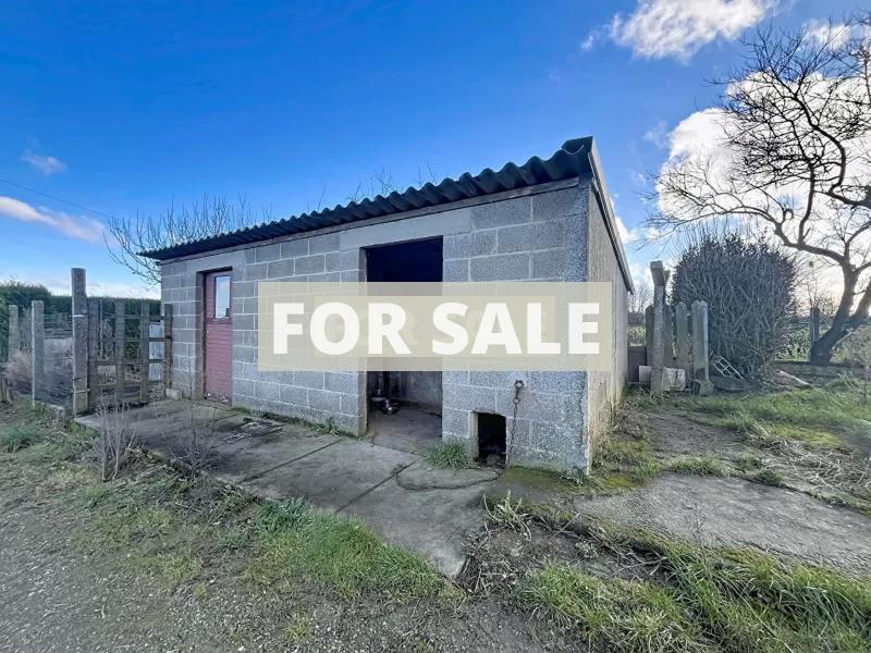 Detached Villa With Garden and Open View