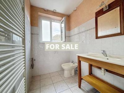 Town House with Flexible Accommodation