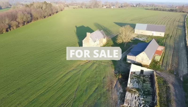 Detached Country House with Outbuilding