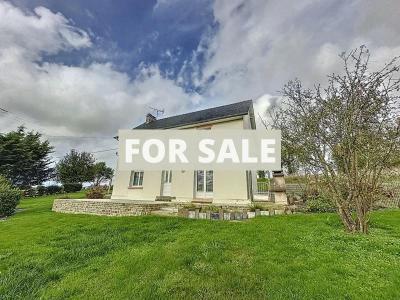 Detached House with Garden