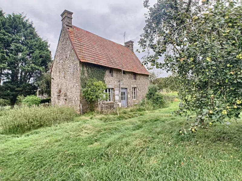 Detached Country House with Outbuildings in 4.5 Hectares of Land