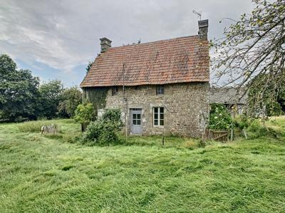 Detached Country House with Outbuildings in 4.5 Hectares of Land