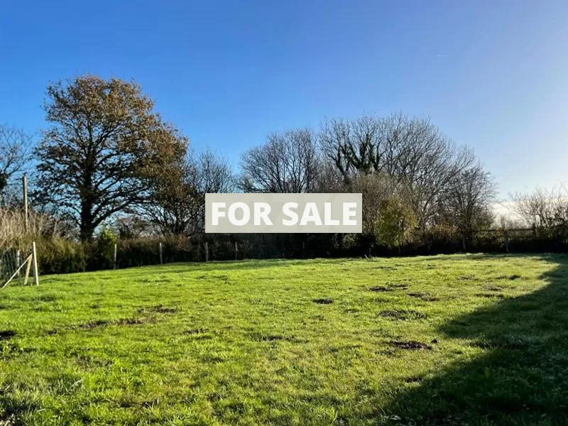 Traditional House with Garden Close to the Coast