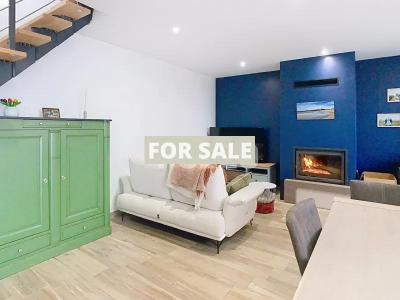 Traditional House with Garden Close to the Coast