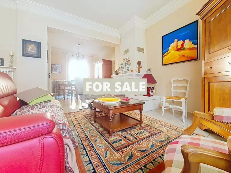 Town House in Great Village Location