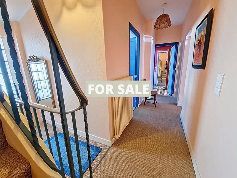 Town House in Great Village Location