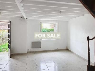 Cottage with Nice Garden, Ideal Holiday Home