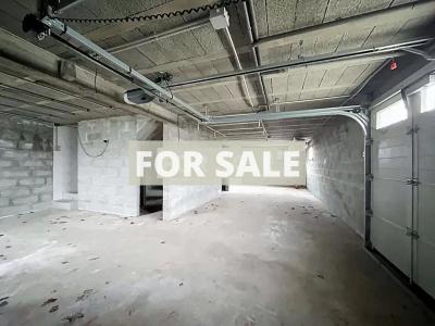 Detached House with Garden by the Coast