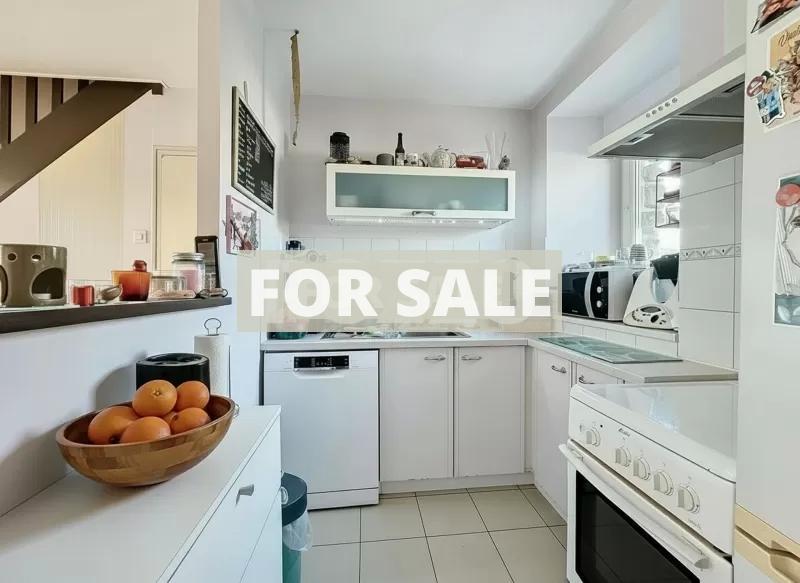 Traditional House with Garden