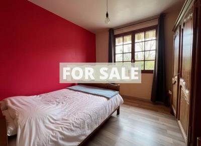 Detached House with Landscaped Garden